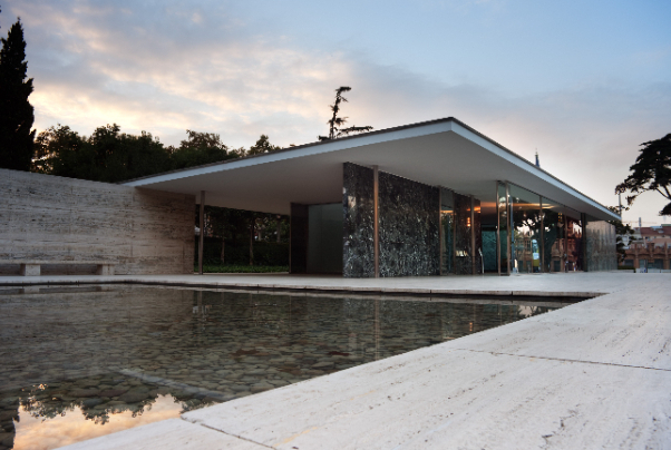 Pavello Mies van der Rohe - Barcelona | Secret World Trip Planner