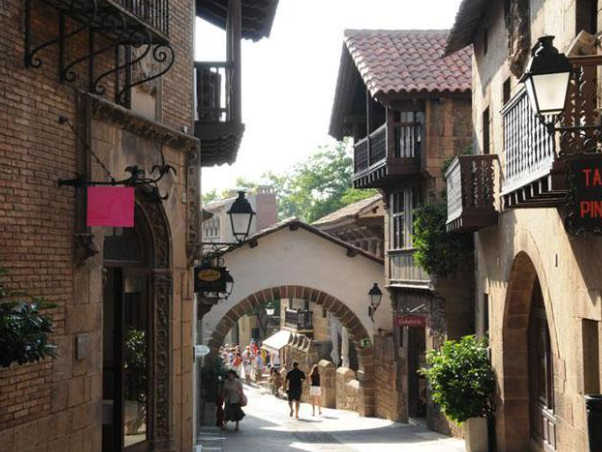 Poble Espanyol - Barcelona | Secret World Trip Planner