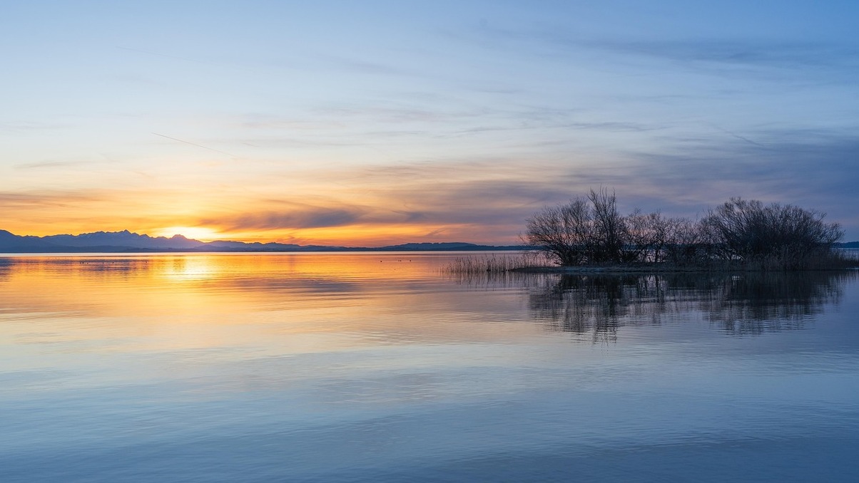 Chiemsee:herrenchiemseeの城 - Chiemsee | Secret World Trip Planner