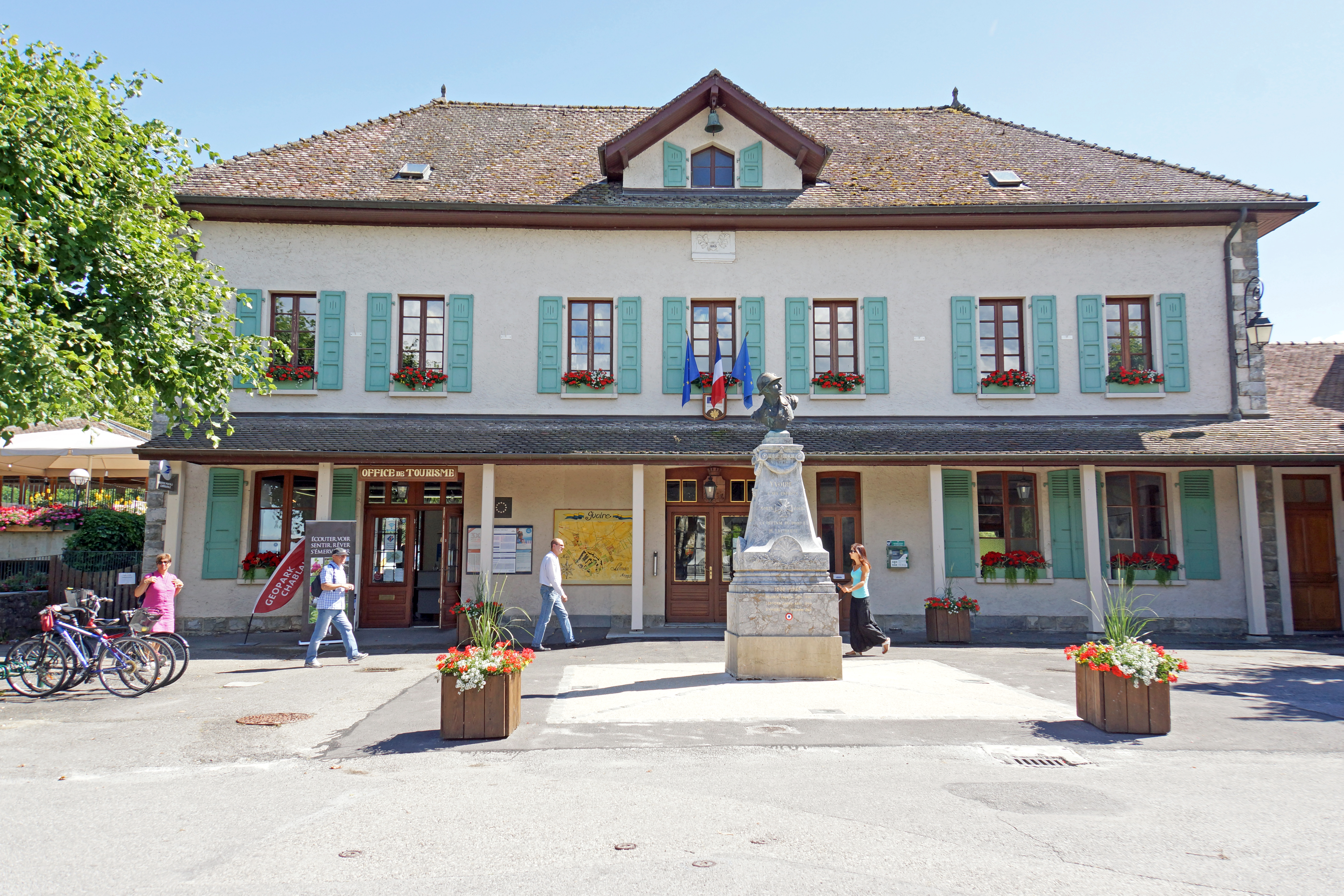 Chateau-village of Yvoire - Yvoire | Secret World Trip Planner