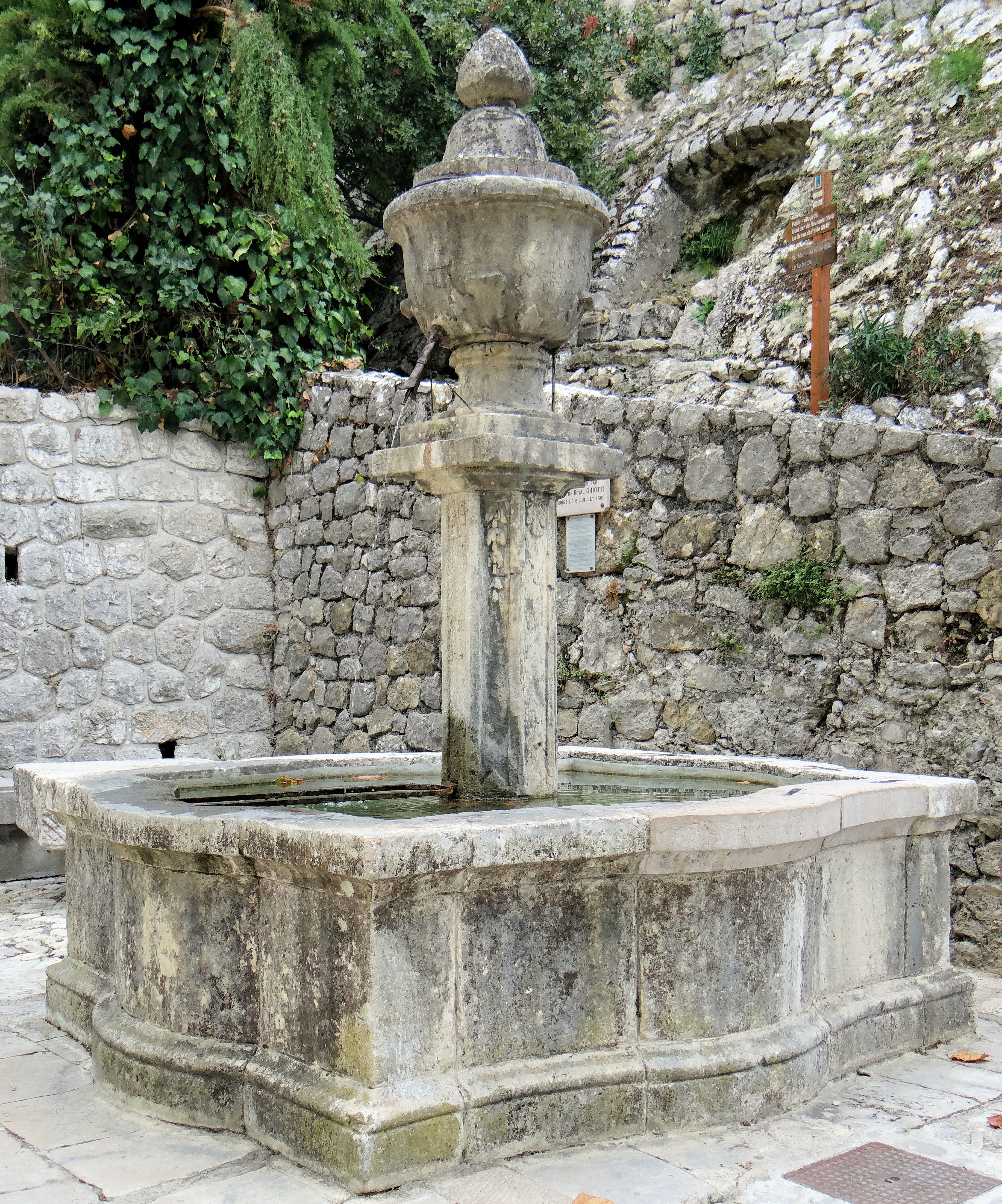 Peillon çok güzel bir müstahkem köydür - Peillon | Secret World Trip Planner