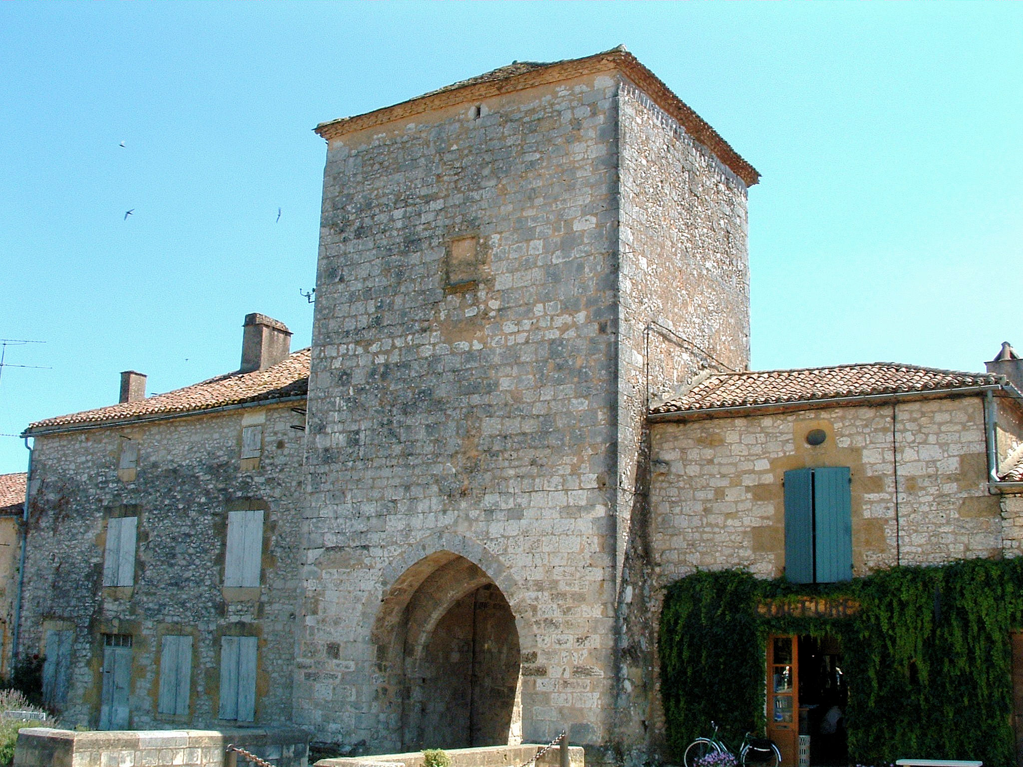Monpazier,um bastide do século XIII - Monpazier | Secret World Trip Planner