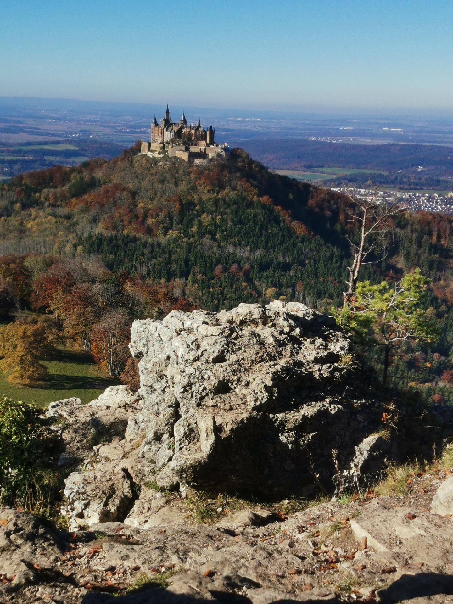 Castelo de Hohenzollern - Albstadt | Secret World Trip Planner