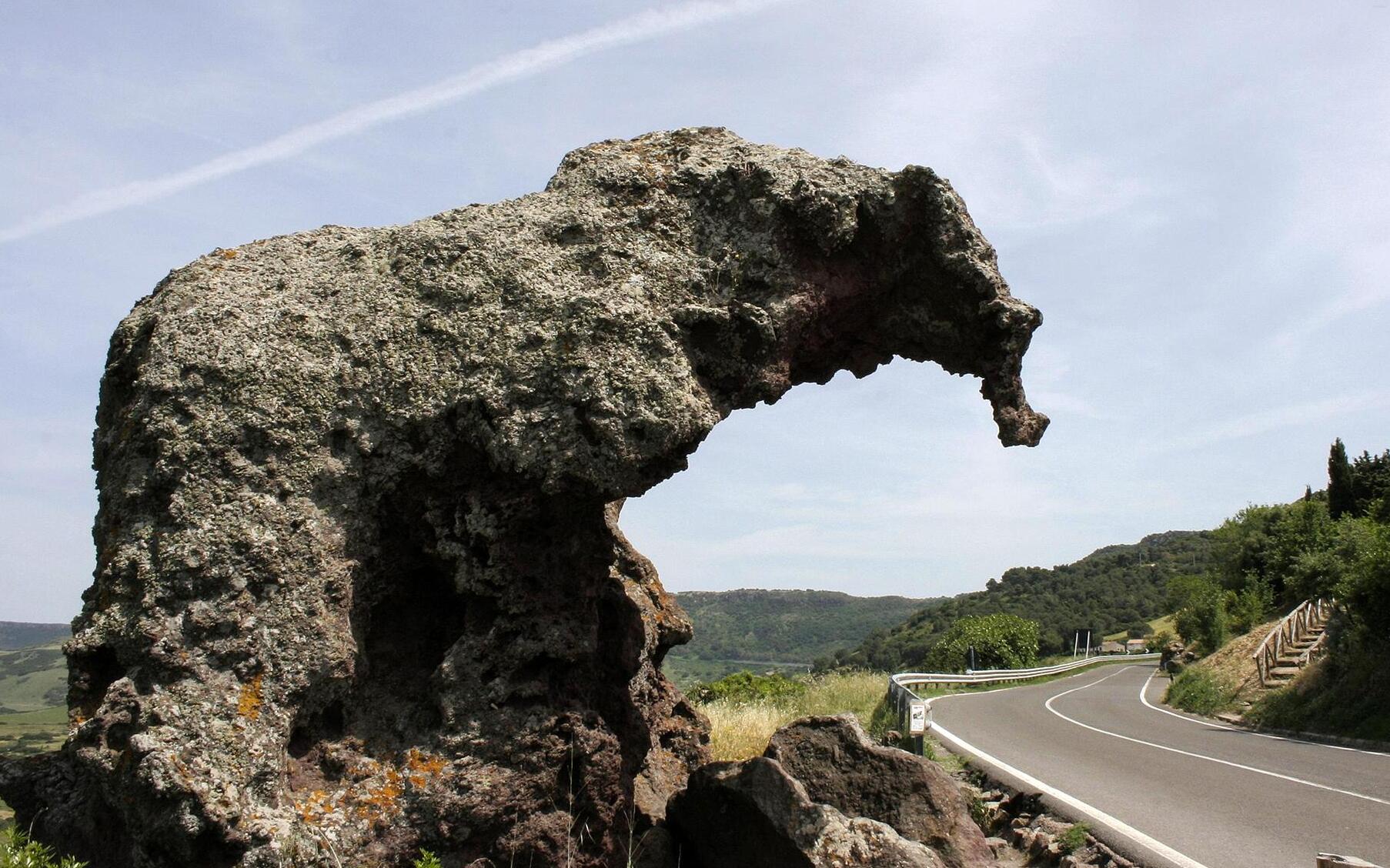 意大利：大象岩  - Castelsardo | Secret World Trip Planner