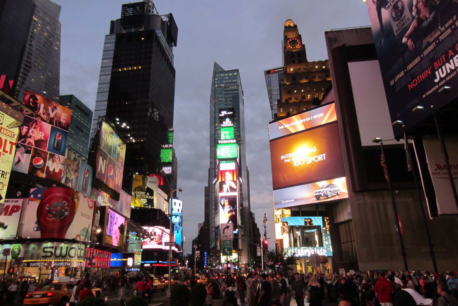 ટાઇમ્સ સ્ક્વેર એનવાયસી - Secret World - New York | Secret World Trip Planner