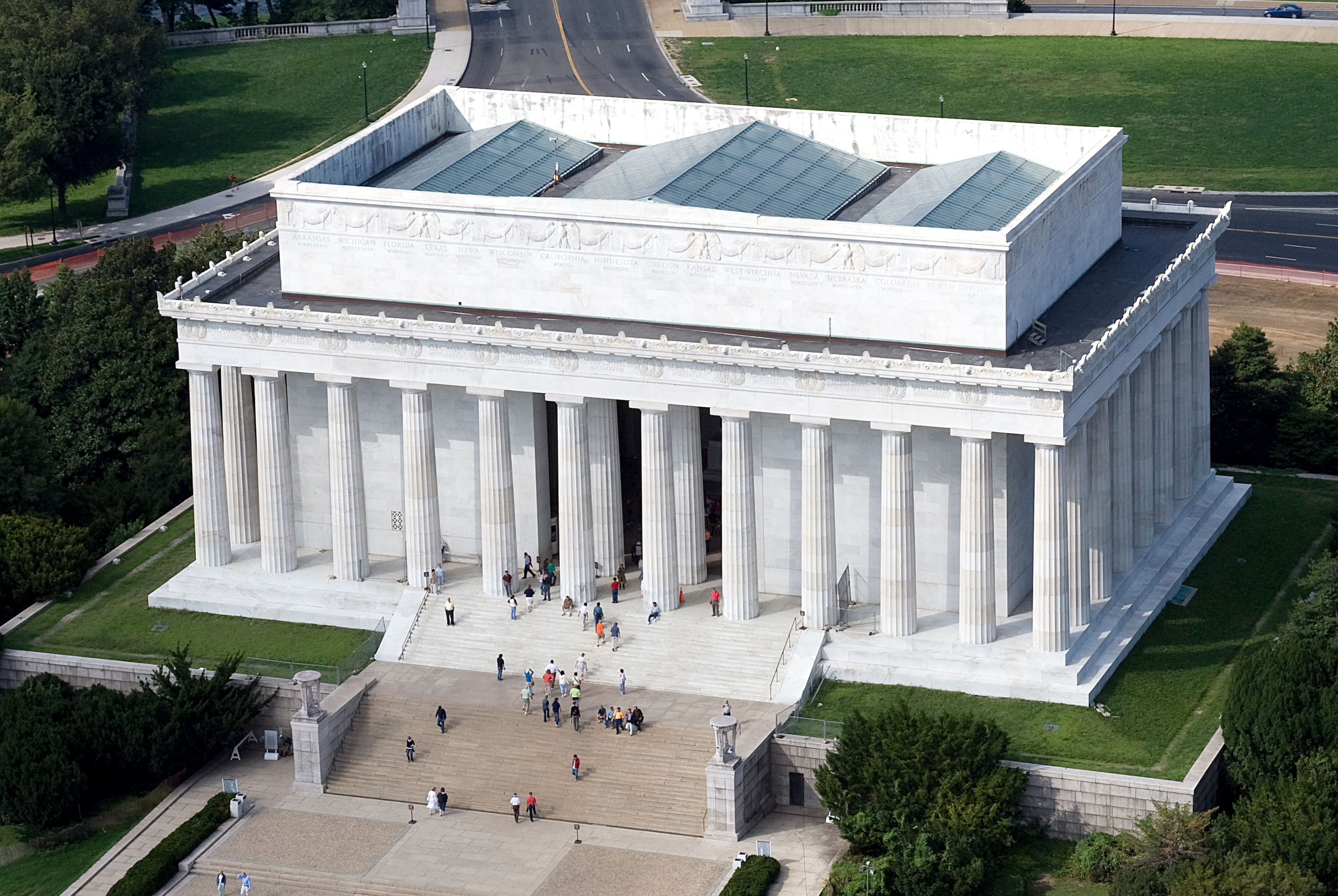 The Lincoln Memorial in Washington - Washington | Secret World Trip Planner