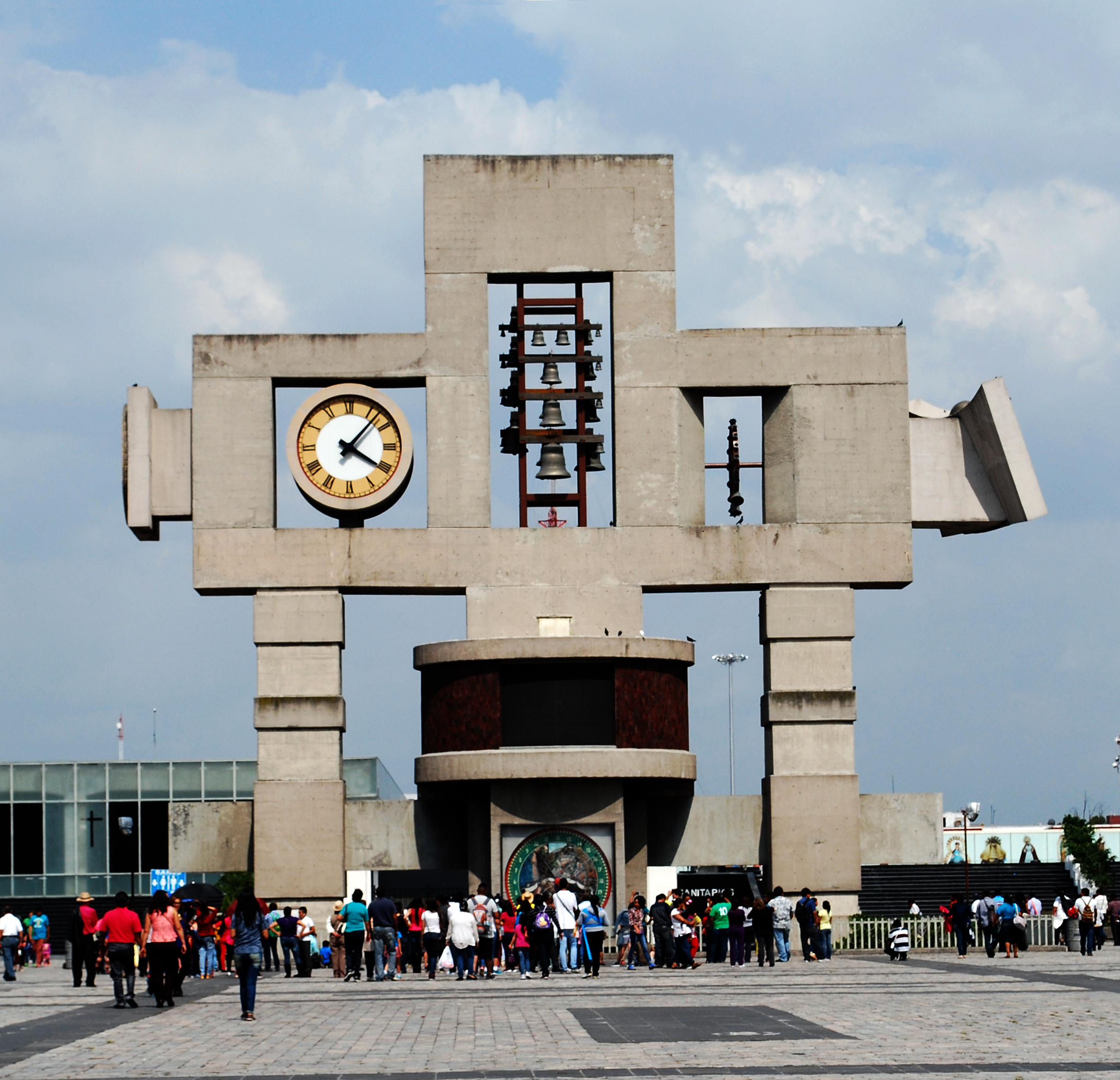 瓜达卢佩圣母大教堂 - Ciudad de México | Secret World Trip Planner