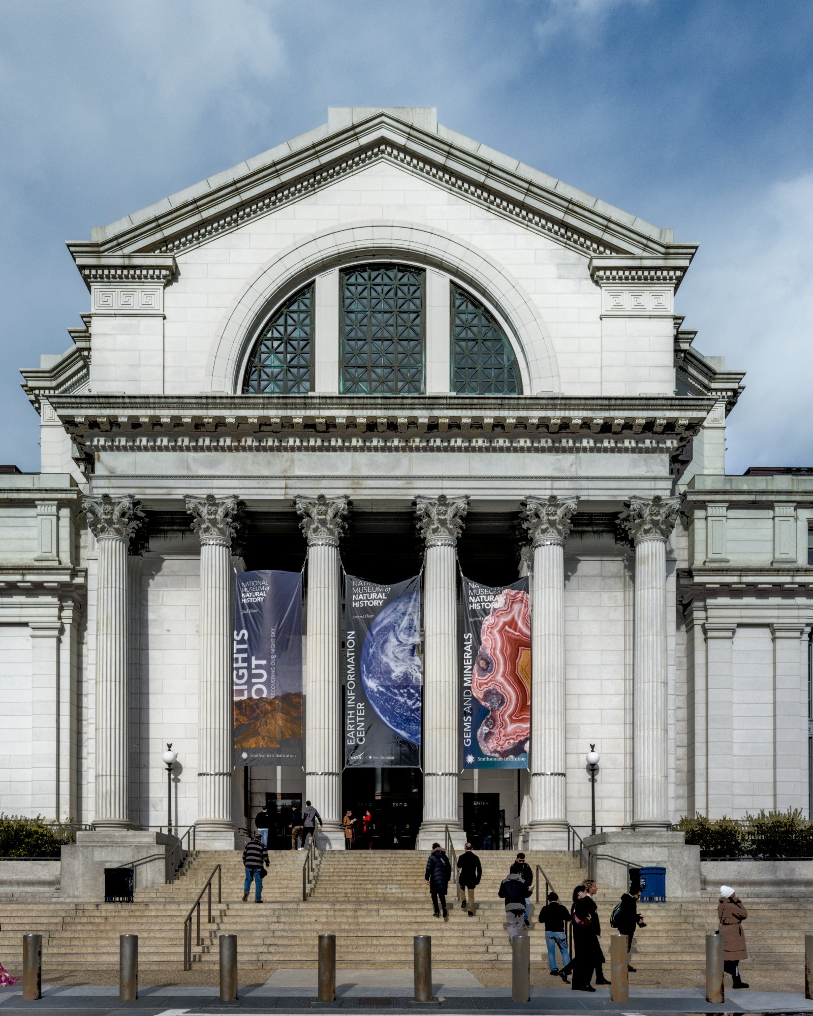 Smithsonian National Museum of Natural History | Secret World Trip Planner