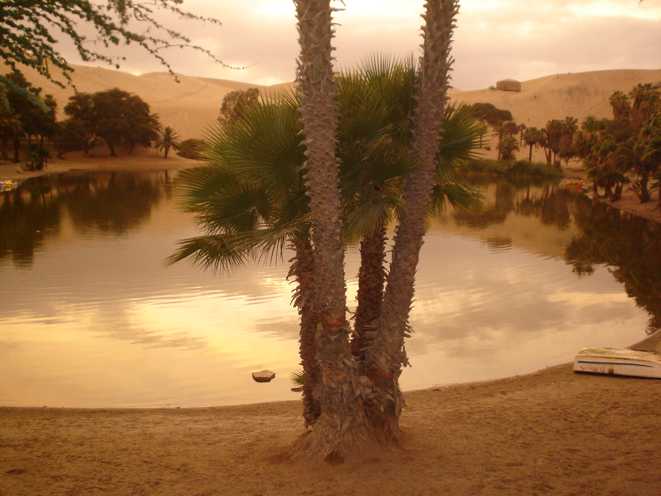 Huacachina is a tiny village in Perù - Huacachina | Secret World Trip Planner