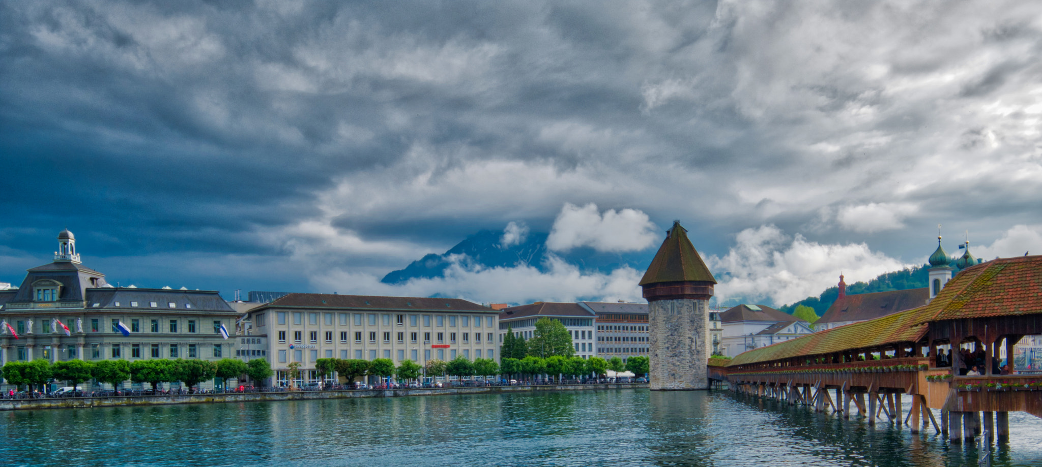 A kápolnahíd (Kapellbrücke) - Lucerna | Secret World Trip Planner