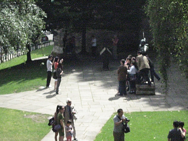 La statua di Robin Hood a Nottingham - Nottingham | Secret World Trip Planner