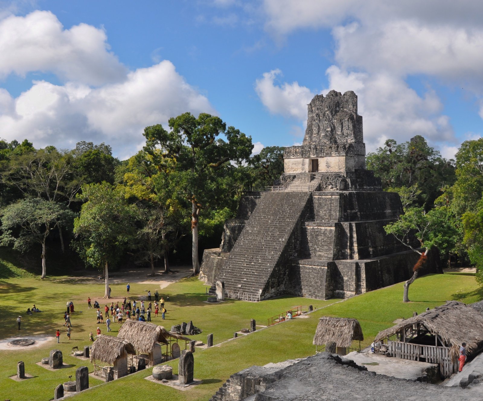 蒂卡尔是所有玛雅遗址中最令人惊叹的。 - Tikal | Secret World Trip Planner