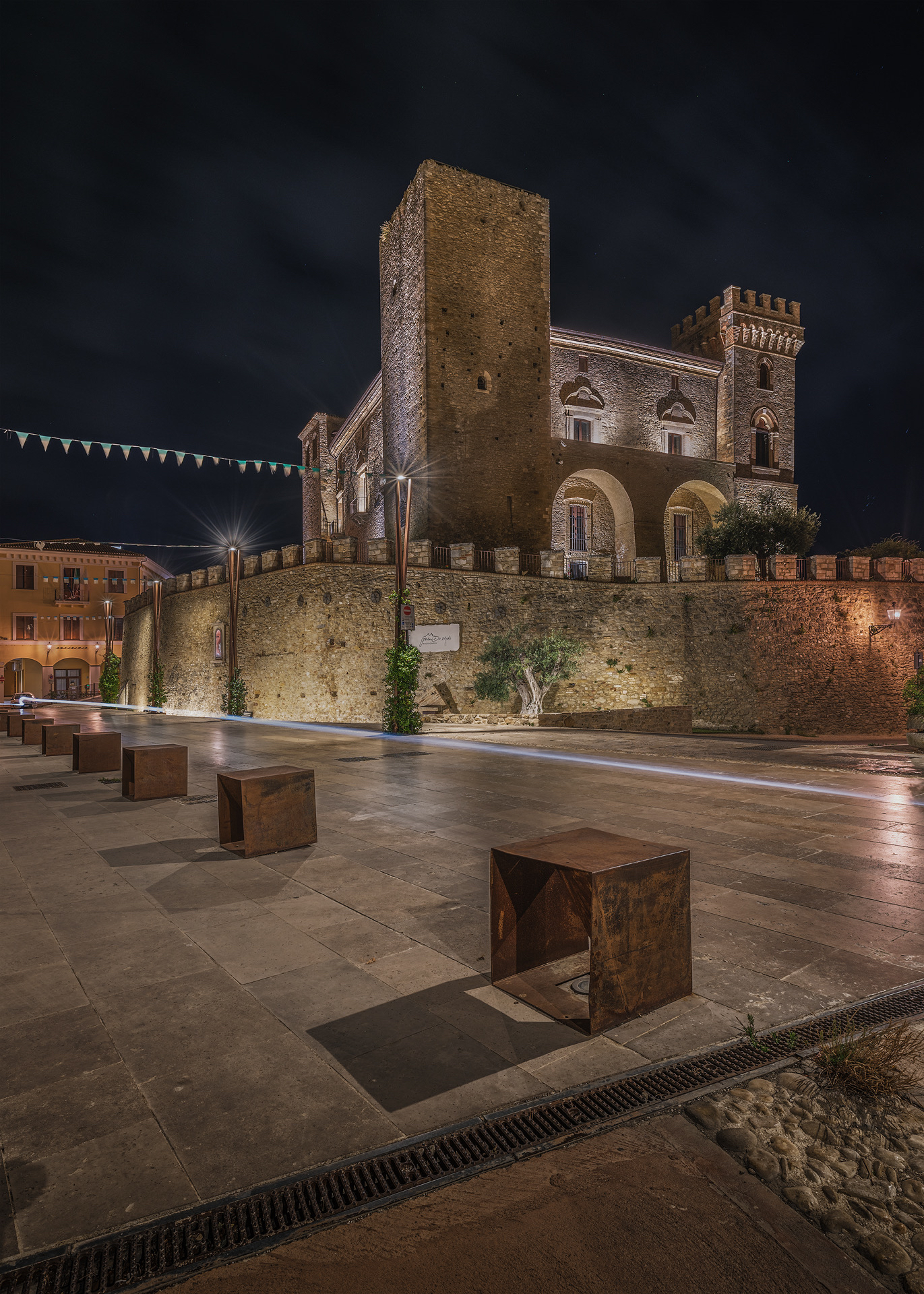 Херцогски замък Crecchio - Crecchio | Secret World Trip Planner