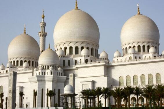 大摩西 - Abu Dhabi | Secret World Trip Planner