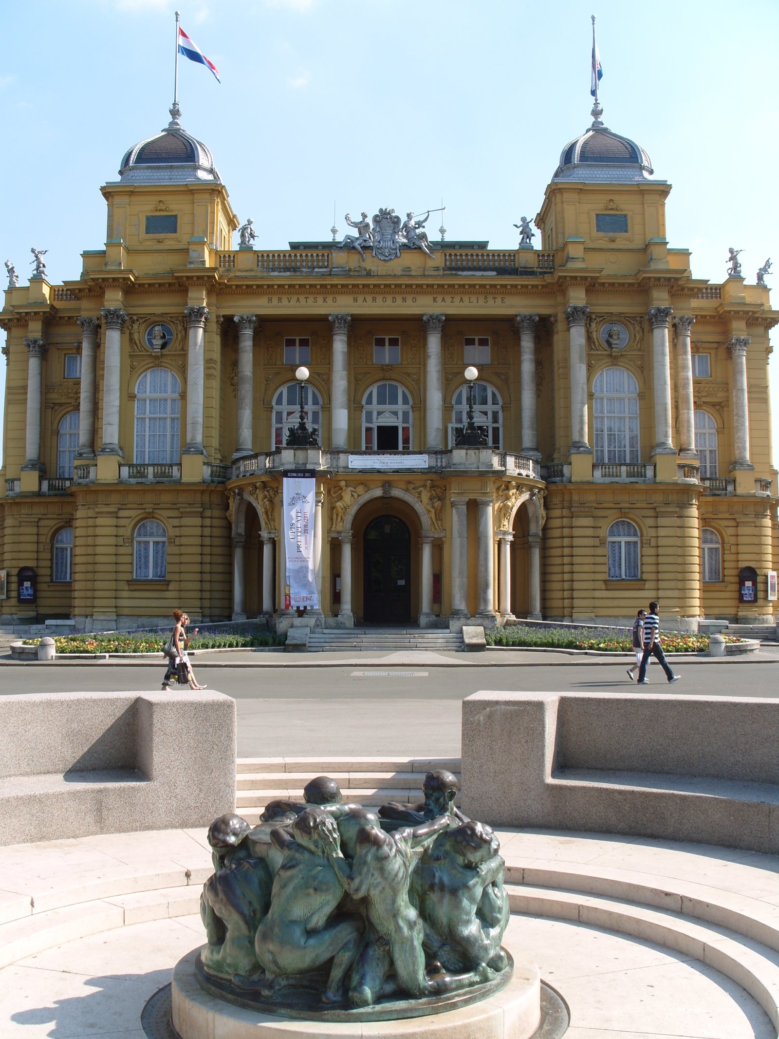 Хърватският национален театър в Загреб - Zagreb | Secret World Trip Planner