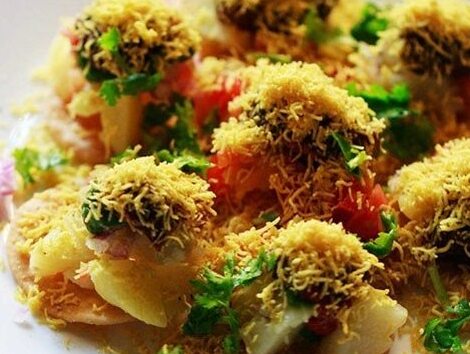 Sev Puri:încă o mâncare stradală populară din Mumbai - Mumbai | Secret World Trip Planner