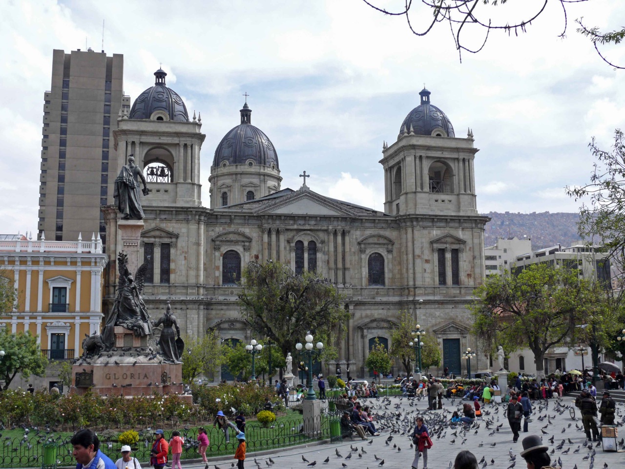 玻利维亚的拉巴斯圣母院 - La Paz | Secret World Trip Planner