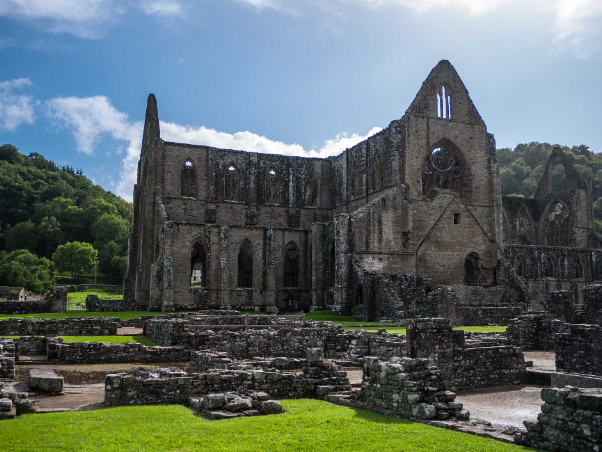 Tintern Abbey - Chepstow | Secret World Trip Planner