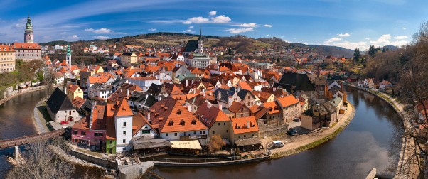 Cèsky' Krumlovは華やかな中世の街並み - ?eský Krumlov | Secret World Trip Planner