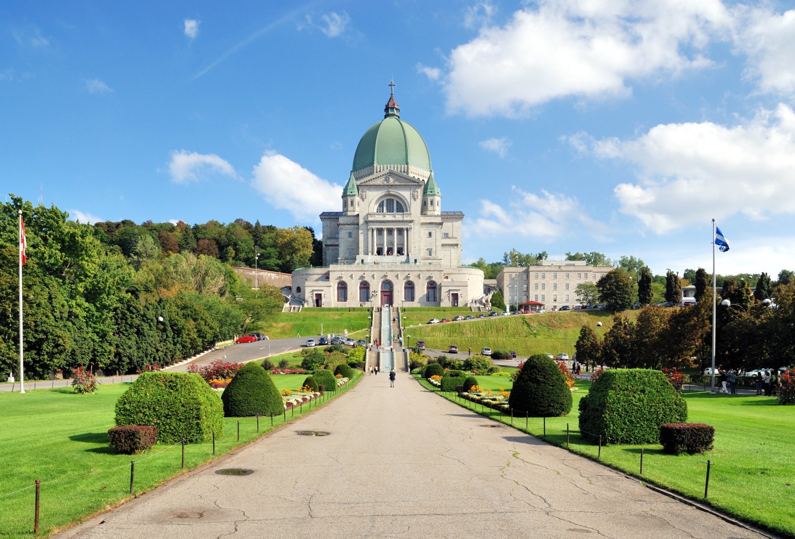 Szent József Oratórium - Montréal | Secret World Trip Planner