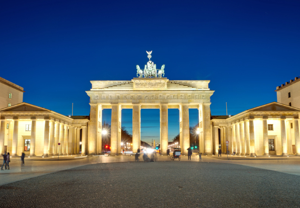Бранденбургската врата, символ на Берлин - Berlin | Secret World Trip Planner