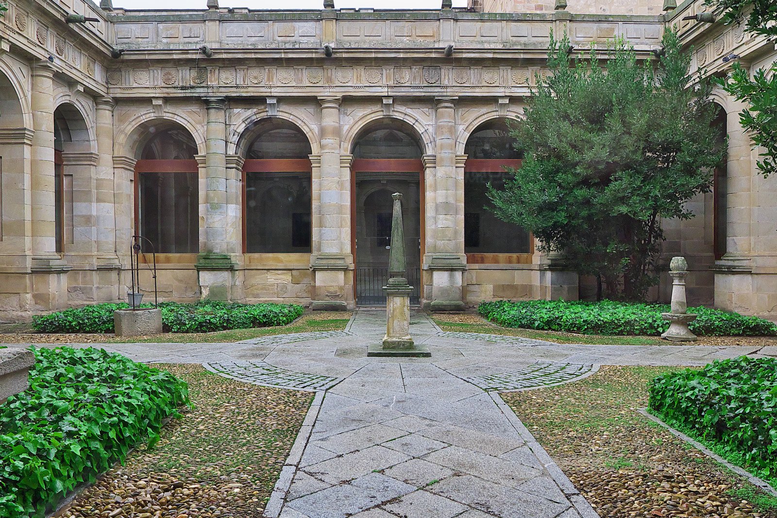 A Catedral de Zamora - Zamora | Secret World Trip Planner