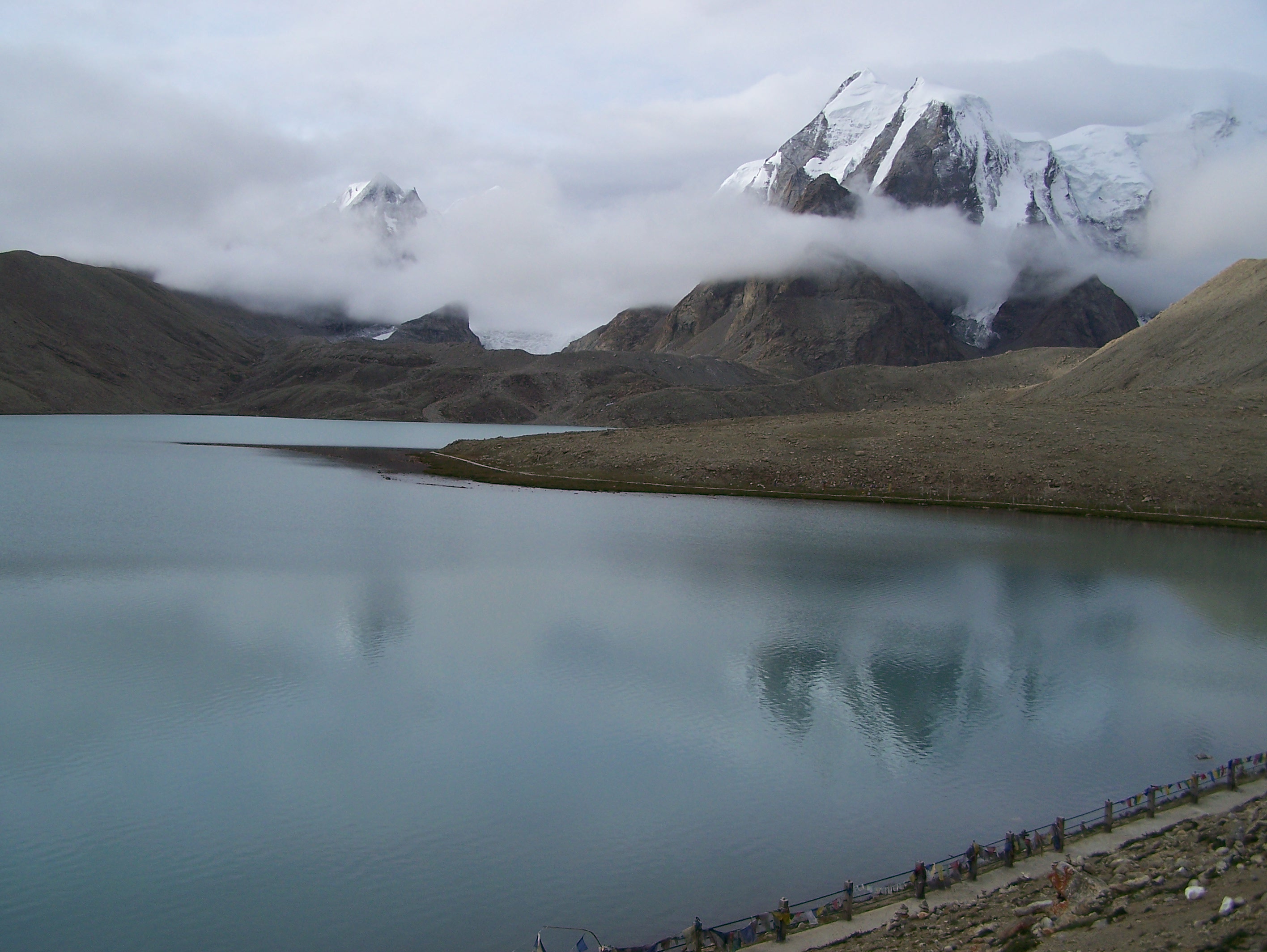 Gurudongmar湖-世界上最高的湖泊之一  - Gurudongmar | Secret World Trip Planner