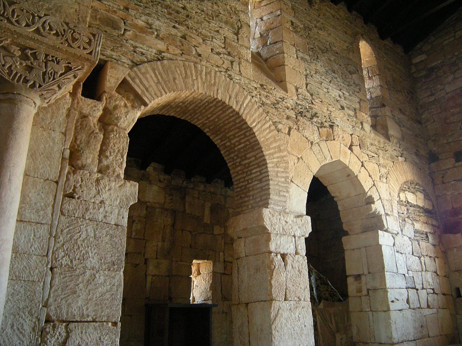Hispaania: San Pedro de la Nave kirik - Campillo | Secret World Trip Planner