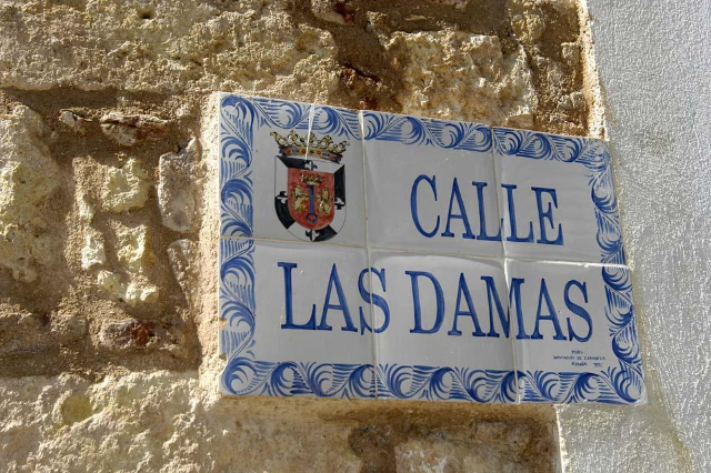 خیابان خانم ها - Santo Domingo | Secret World Trip Planner