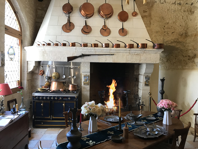 அரட்டை கைலார்ட் அம்போயிஸ் - Amboise | Secret World Trip Planner