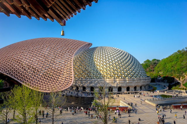 Usnisa Palace - Niushoushan Hongjuesi Tower | Secret World Trip Planner