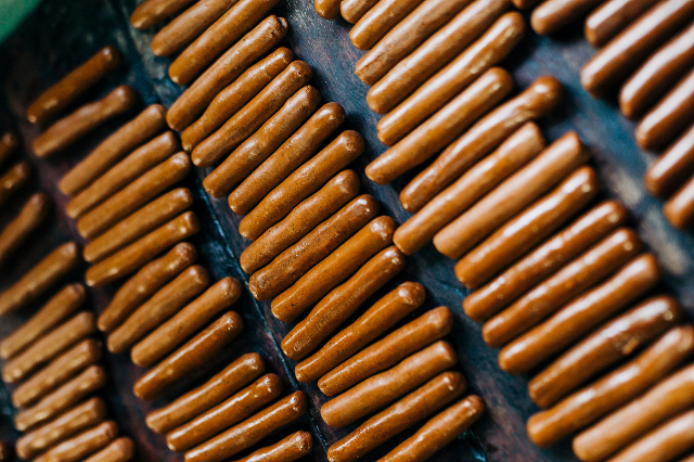 Lollipops të përdredhur - Kalimpong | Secret World Trip Planner