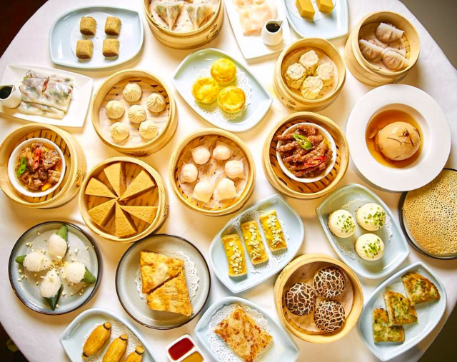 Liwan Culinary Stroll: Exploring the Flavors of Authentic Cantonese Cuisine - Canton | Secret World Trip Planner