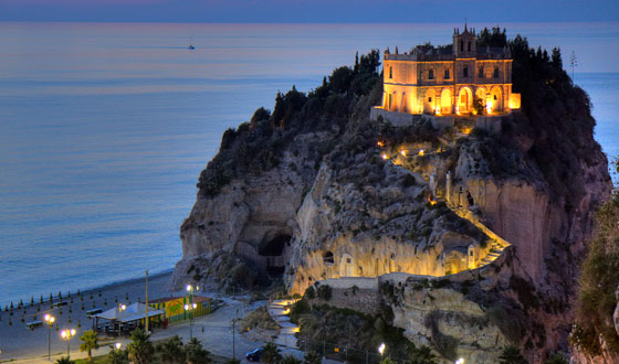 S. Maria de l'illa - Tropea | Secret World Trip Planner