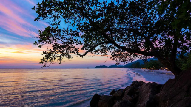 Spiaggia di Ao Prao - Tambon Phe | Secret World Trip Planner