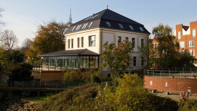 Willa Seebeck - Bremerhaven | Secret World Trip Planner