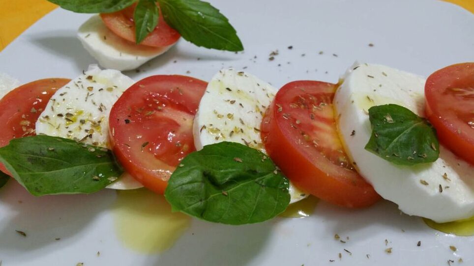 Caprese Salat - Capri | Secret World Trip Planner