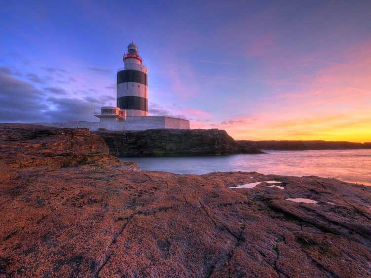 Svetionik je drugi najstariji na svetu. - Hook Head | Secret World Trip Planner