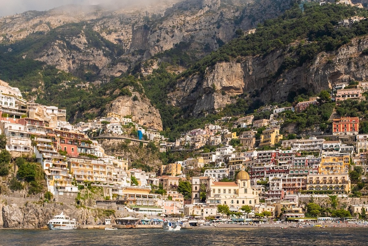 Positano dan Pantai Amalfitan - Positano | Secret World Trip Planner