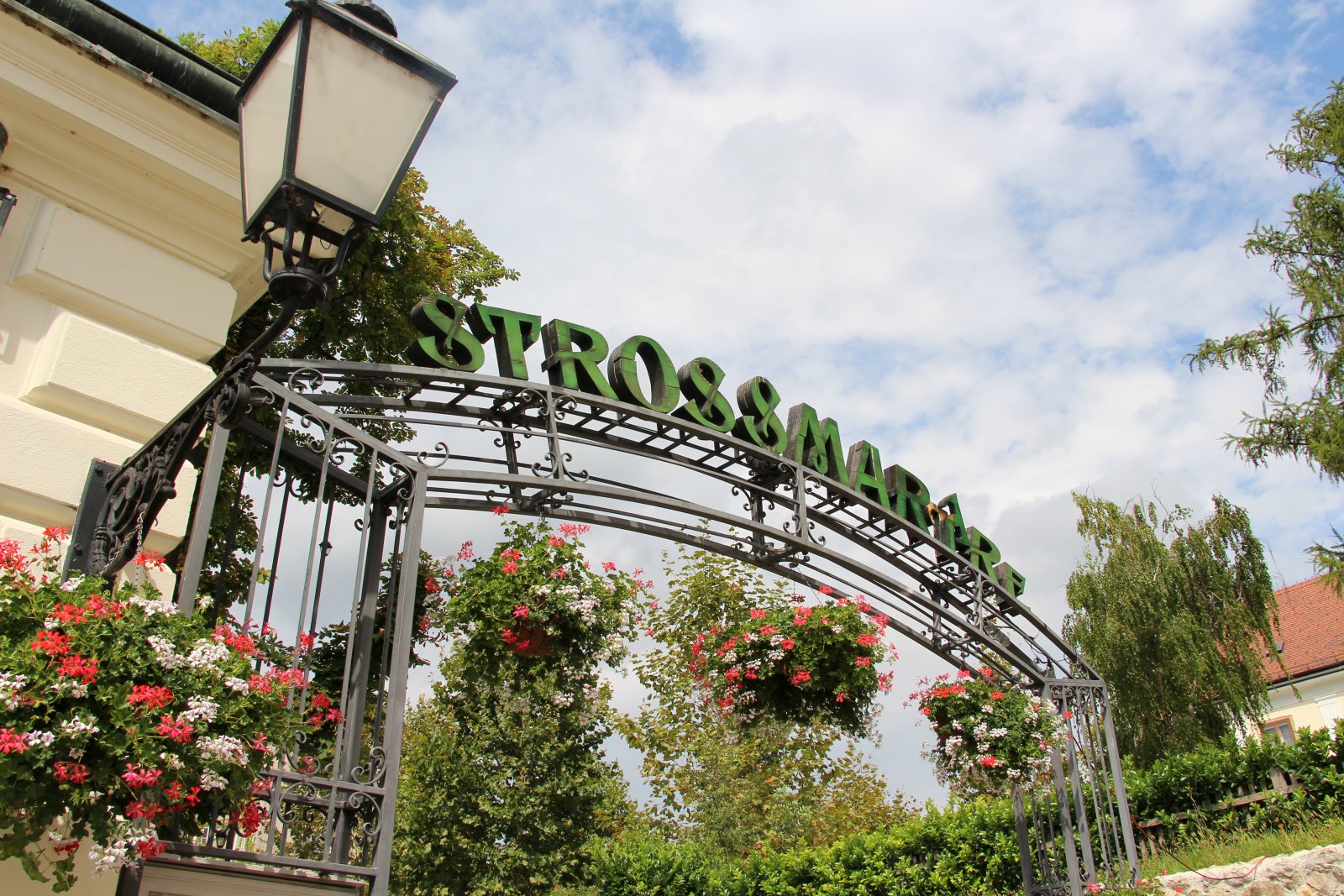 Zagreb: Strossmayer Promenade - Zagreb | Secret World Trip Planner