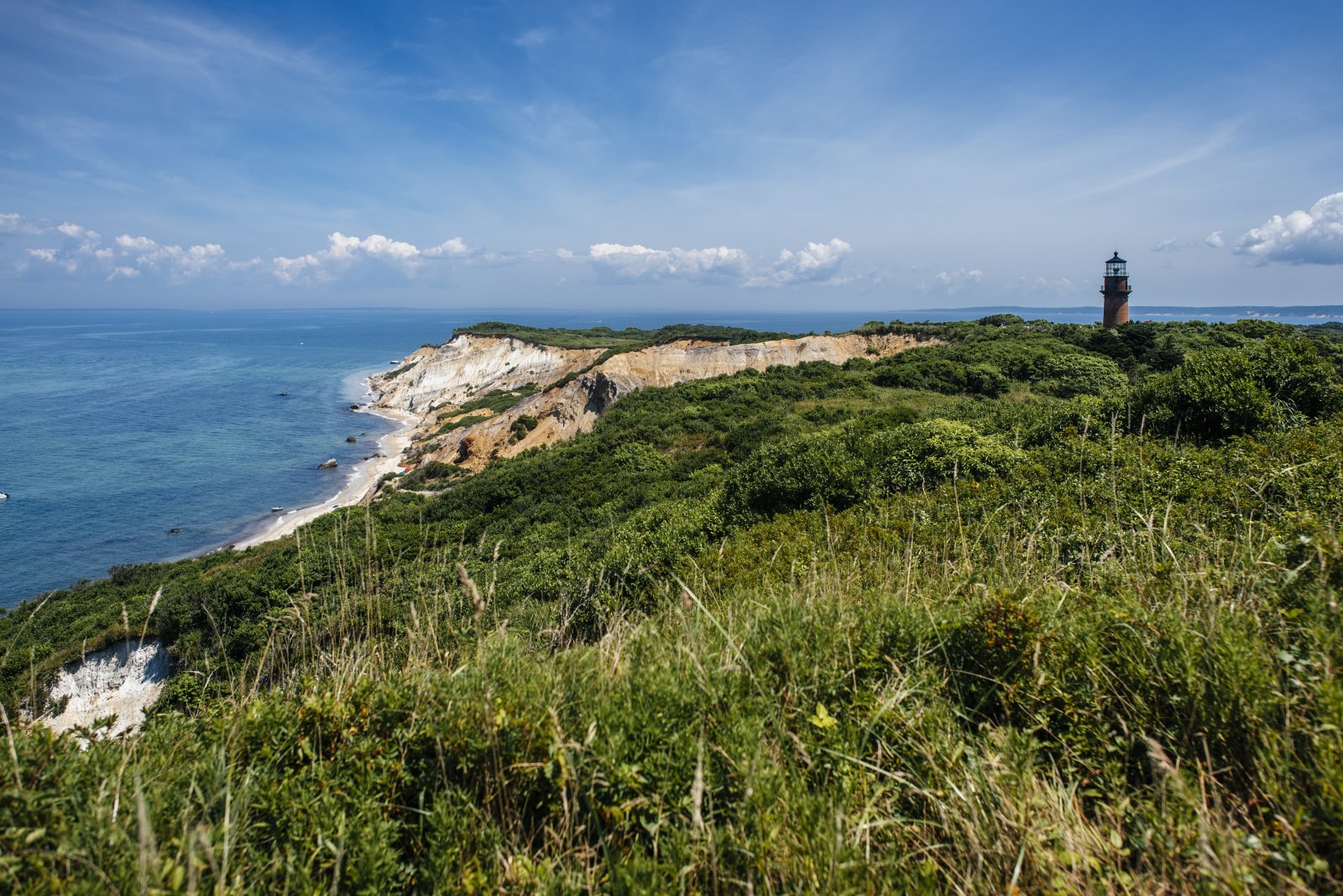 USA | Aquinnah Cliffs ( Gay Head Cliffs ) - Aquinnah | Secret World Trip Planner