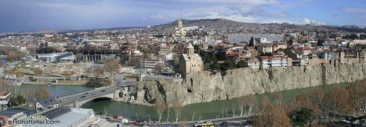 Metekhi historiko bat da, auzoko Tbilisi, Georgia - T'bilisi | Secret World Trip Planner