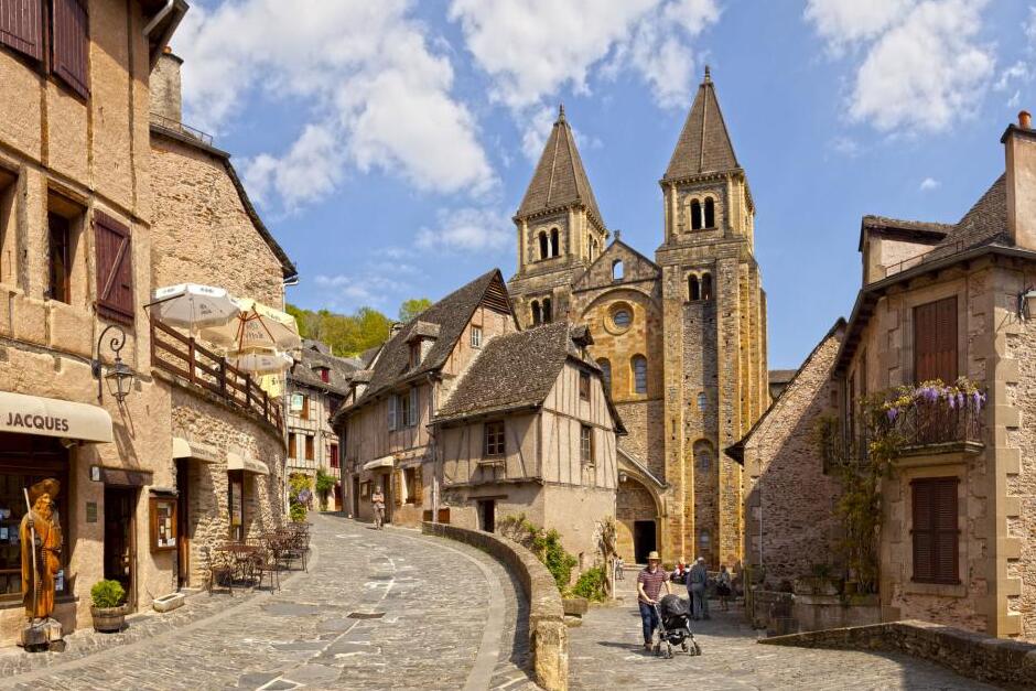 孔克斯，法国人最喜欢的村庄之一 - Conques | Secret World Trip Planner