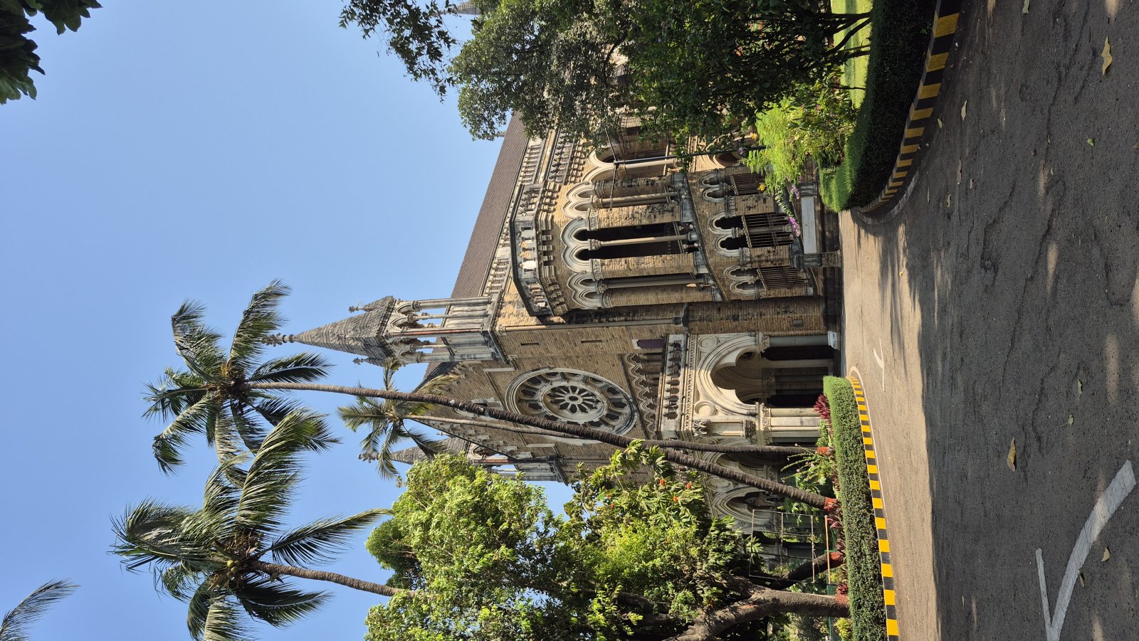 Mumbai | Torre del reloj de Rajabai - Mumbai | Secret World Trip Planner