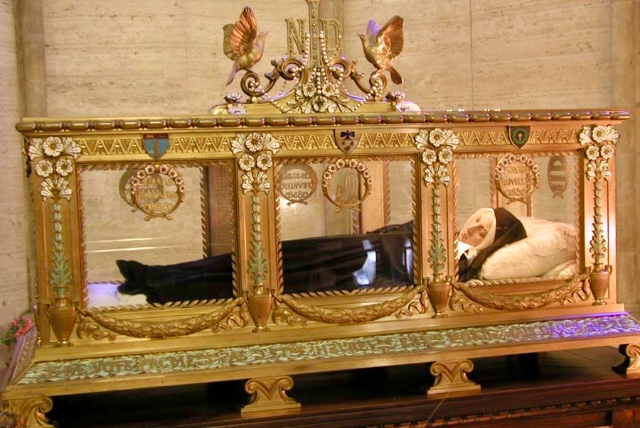 The Not-Quite Incorruptible St. Bernadette of Lourdes - Secret World