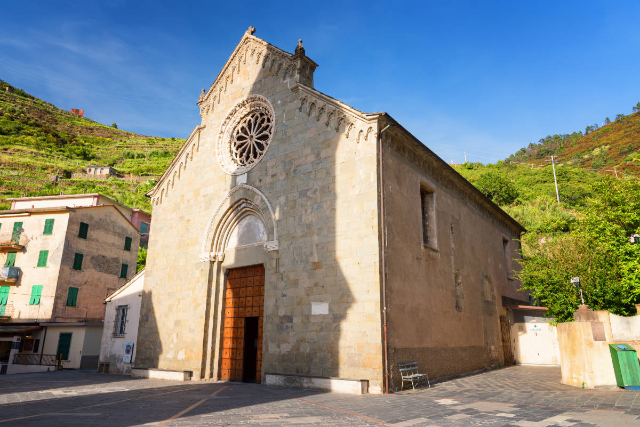 Chiesa di San Lorenzo - Manarola | Secret World Trip Planner