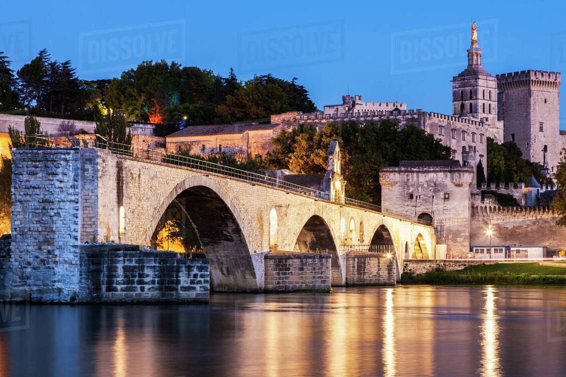Ura shën Benezet në Avignon - Avignon | Secret World Trip Planner