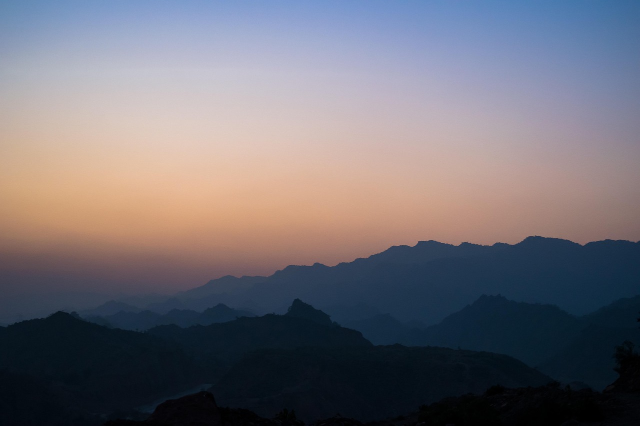 Мумбаи: Православная Еврейская Синагога Кнессета Элияху - Mumbai | Secret World Trip Planner