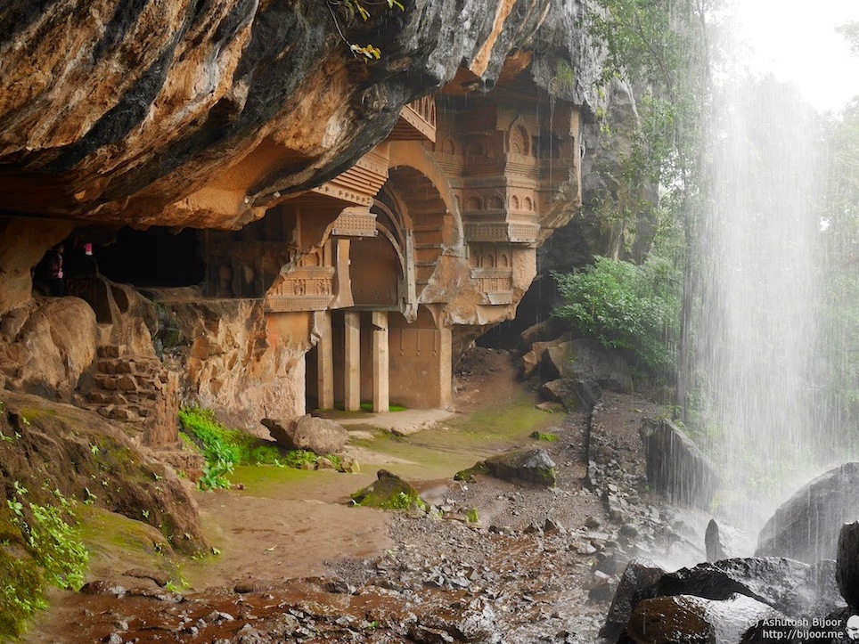 Τα σπήλαια Kondana βρίσκονται στο μικρό χωριό Kondana - Kondhane | Secret World Trip Planner