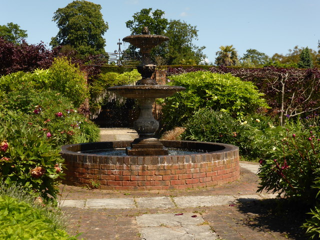 The gardens of historic Spetchley Park in Worcester - Spetchley | Secret World Trip Planner